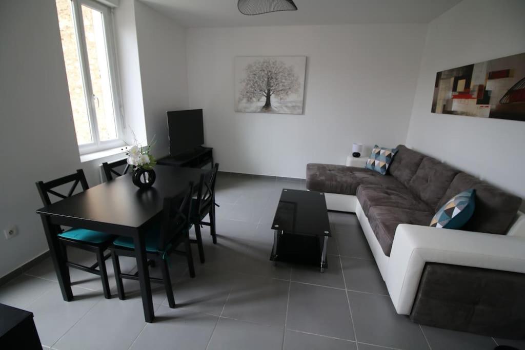 Narbonne : Super Appartement De Qualite Екстериор снимка